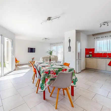 Nice In With Kitchen Hébergement de vacances Vaux-sur-Mer